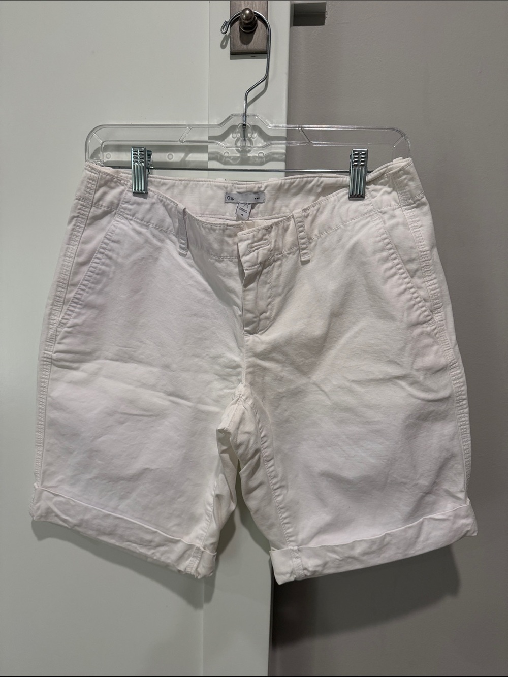 GAP White Mid-Rise Cotton Bermuda Shorts